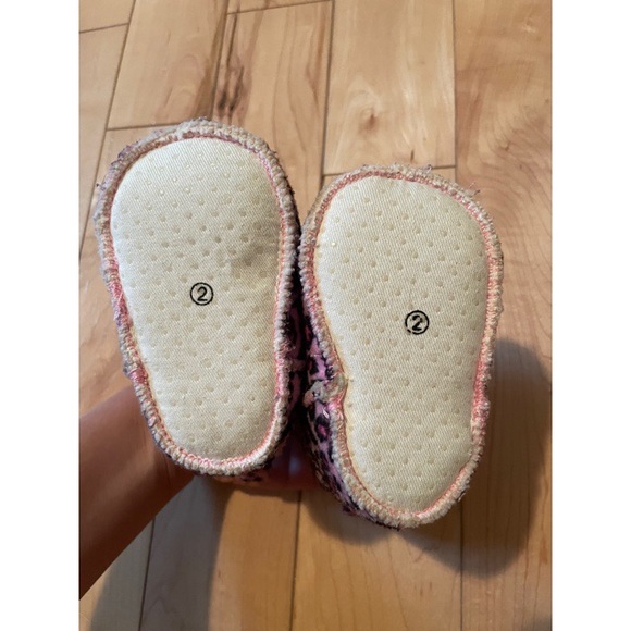 Boots - size 2 - Picture 3 of 3